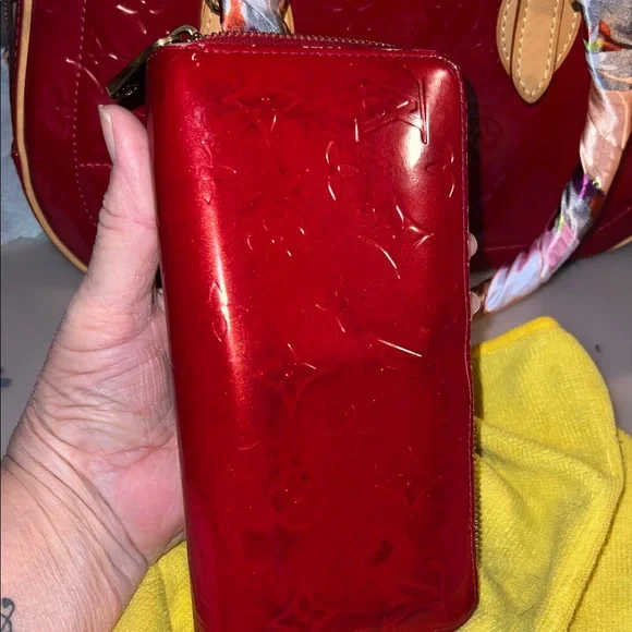 Louis Vuitton handbag - Picture 16 of 16